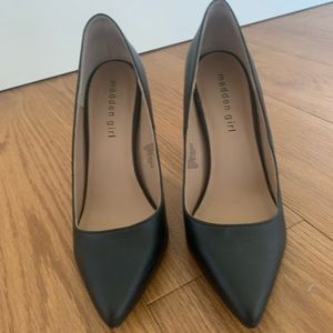 Madden Girl Women's Ohnice Dress Pump Black Classic Pump